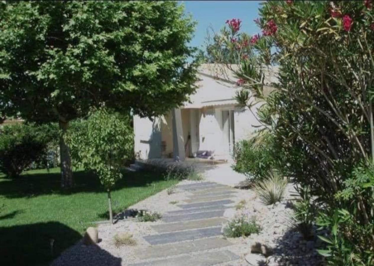 فيلا … Et La Fourmi Saumane-de-Vaucluse المظهر الخارجي الصورة