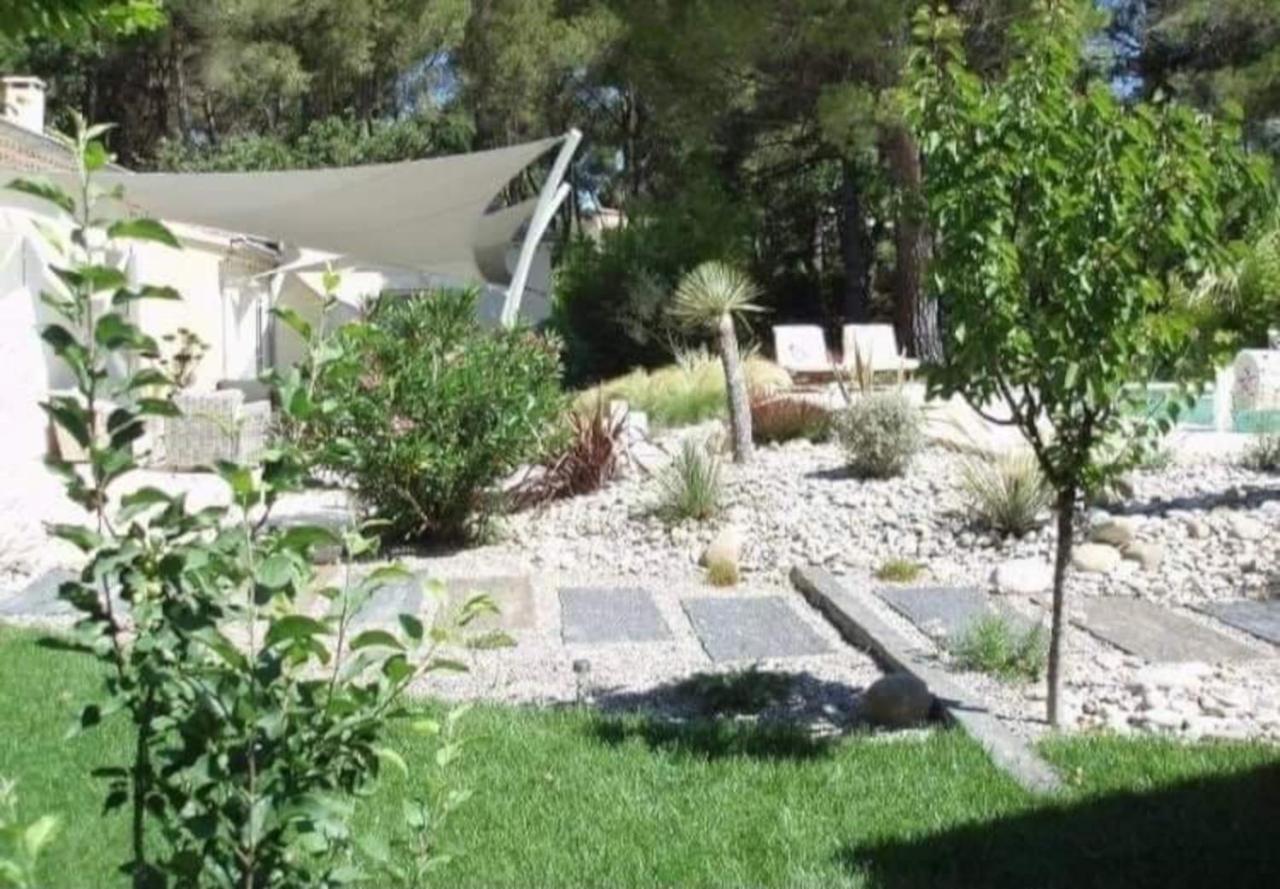 فيلا … Et La Fourmi Saumane-de-Vaucluse المظهر الخارجي الصورة